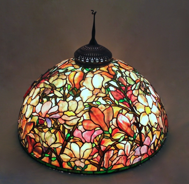 Lamp of the Week: 28″ Magnolia