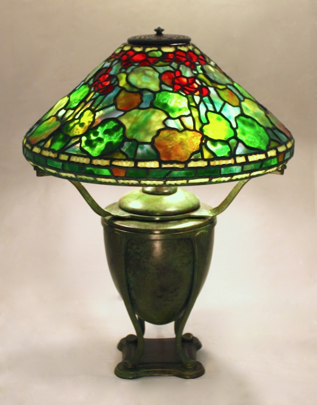 Lamp of the Week: 16″ Geranium
