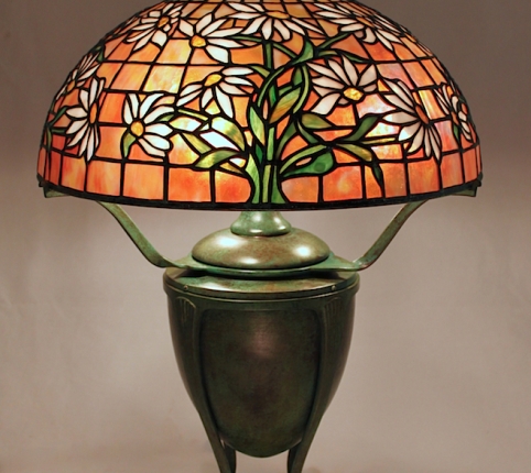 Lamp of the Week: 16″ Daisy