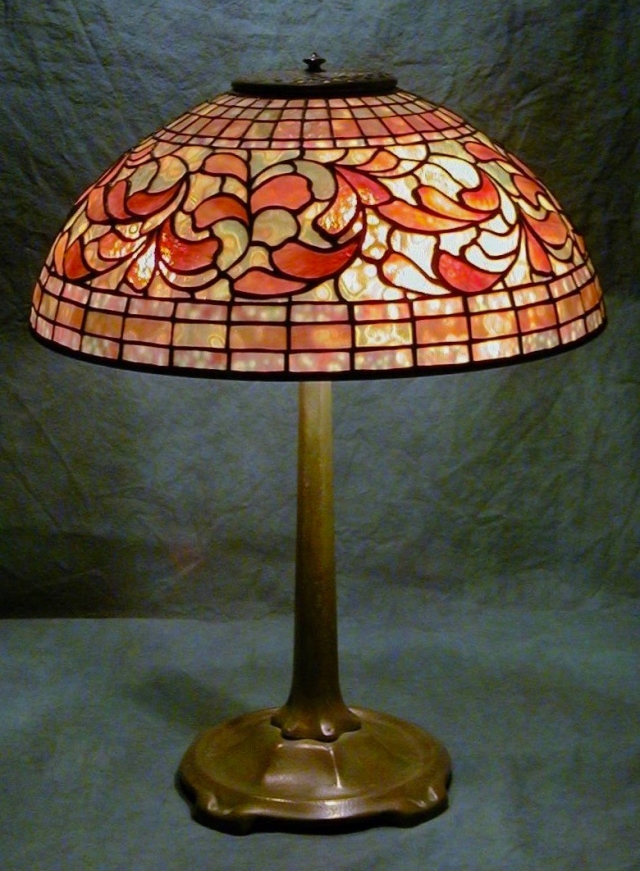 Lamp of the Week: 16″ Vine Ornament
