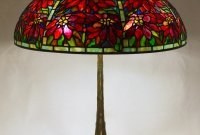 Lamp of the Week: 22″ Poinsettia