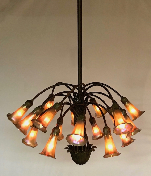 18 Light Lily Chandelier