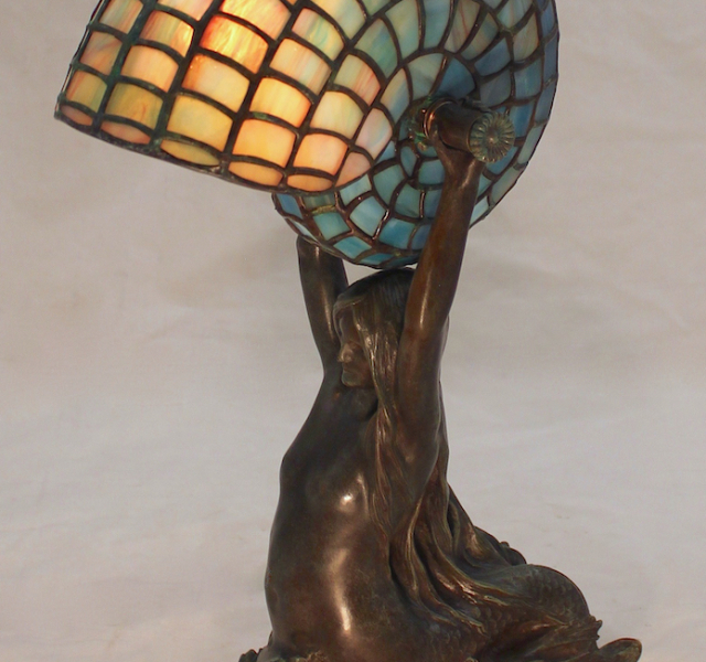 Mermaid w/Nautilus Shell Lamp
